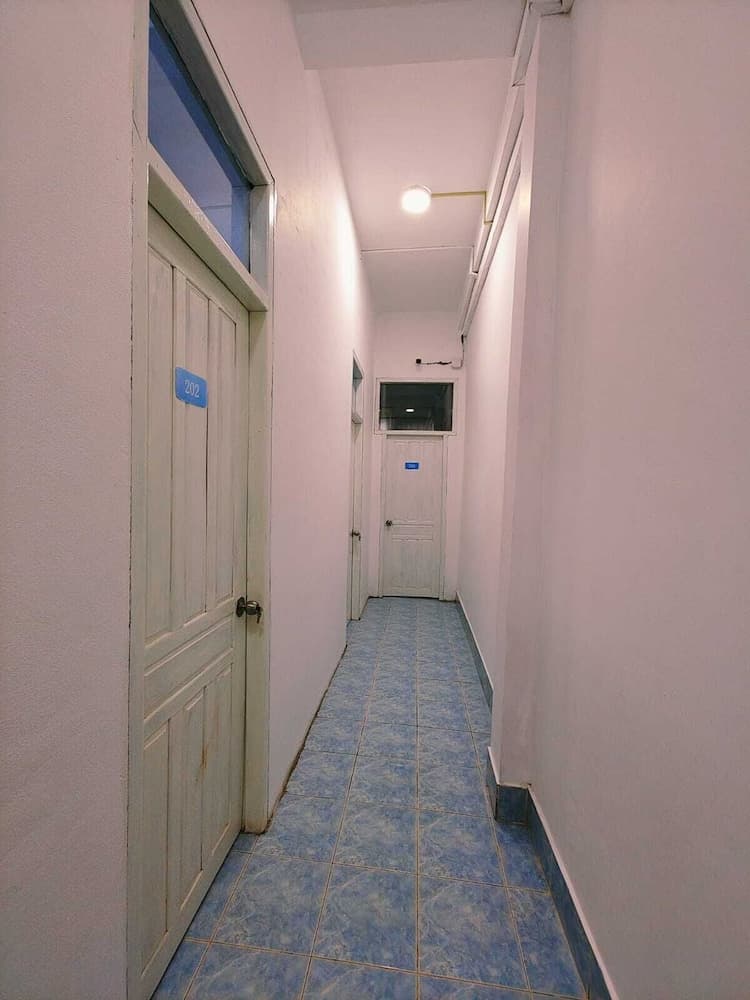 Ocean Blue Hostel Vientiane