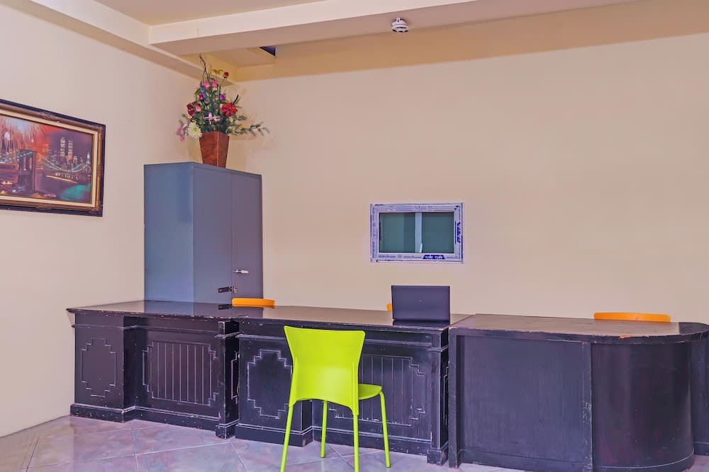 Hotel O Alnindo Makaliwe