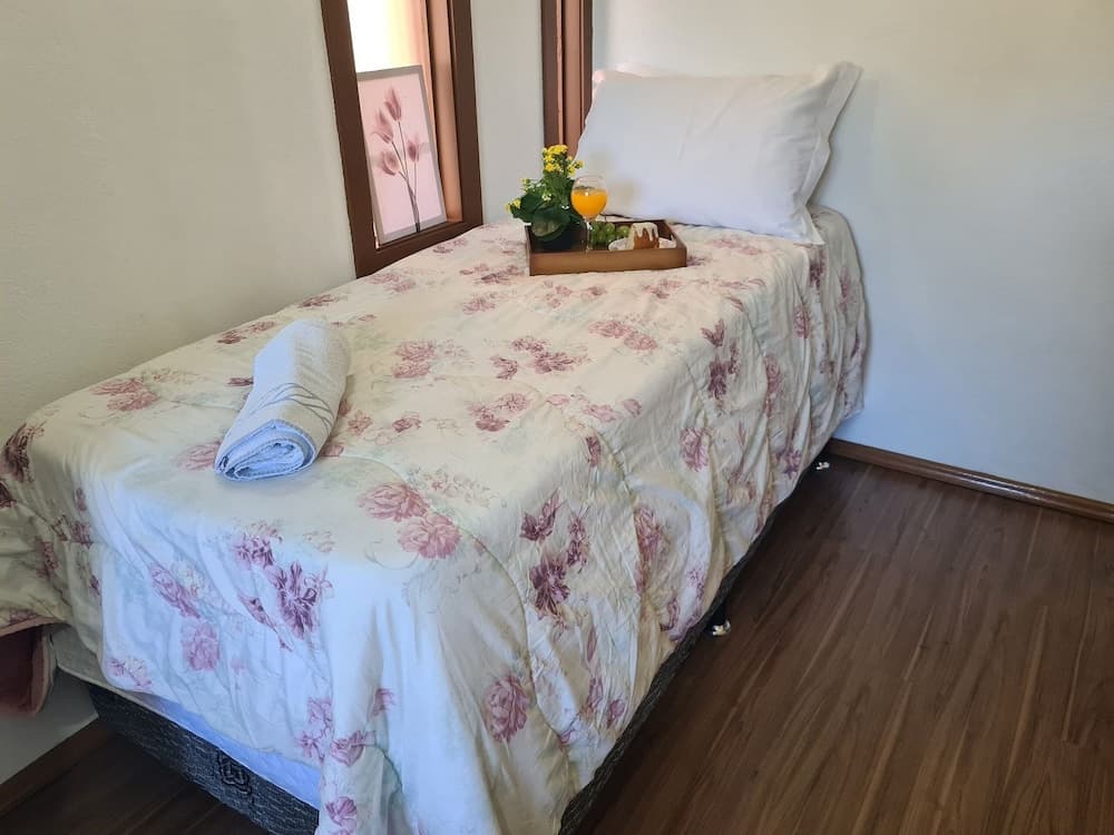 PORTAL GRAMADO - LAGO NEGRO -07 PESSOAS