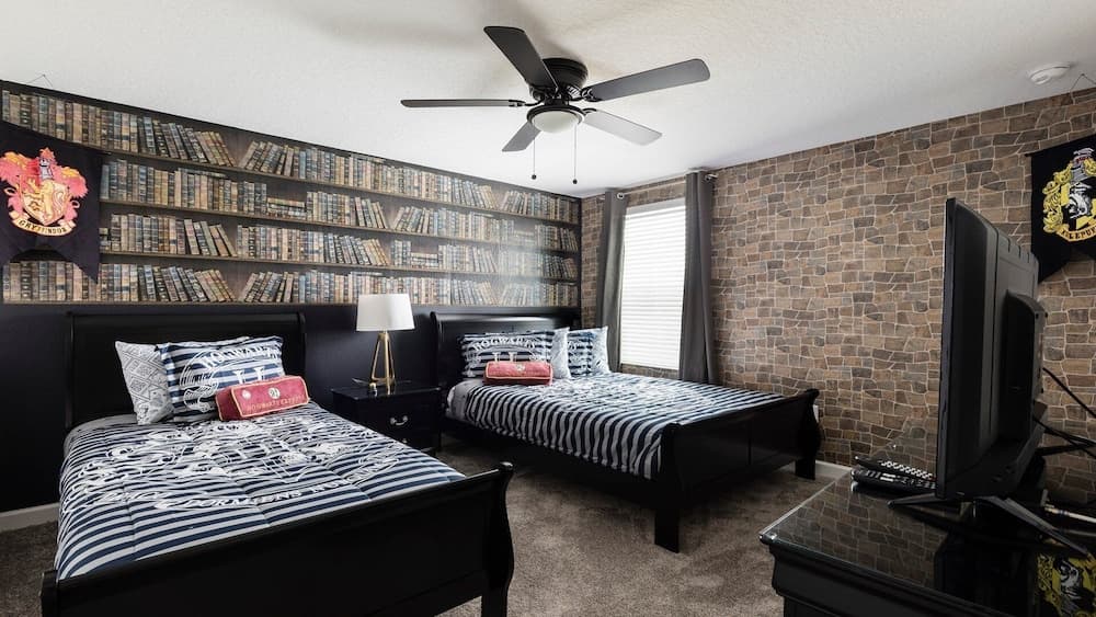 Resort-style Living Near Disney With Pool & Theate