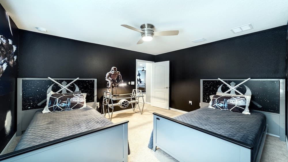 Windsor Greenview Home Pool SPA No Rear Neighbor!