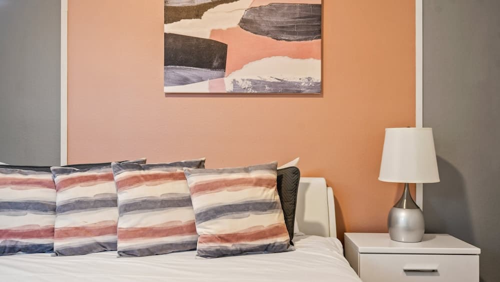 5BR Disney Villa, Private Pool,spa, Game Room