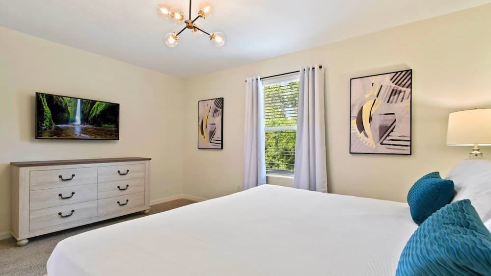 Disney Getaway: Pool, Spa & Lake Views