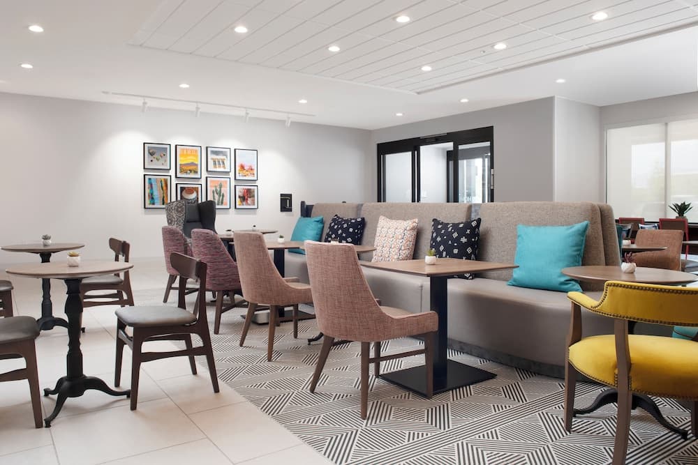 Home2 Suites By Hilton Albuquerque Airport