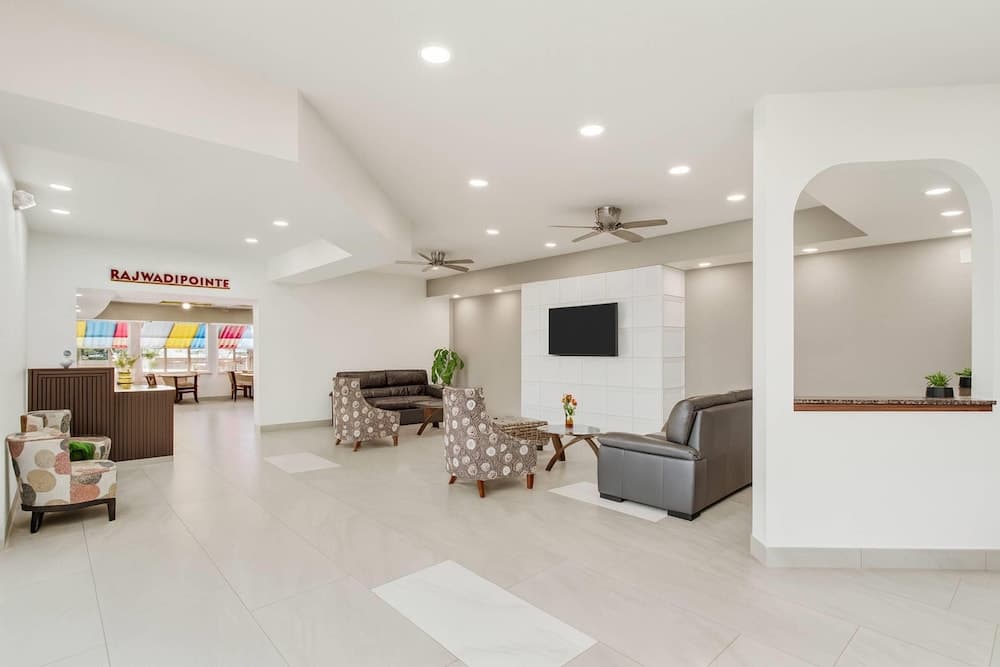 Suburban Studios Salt Lake City Airport