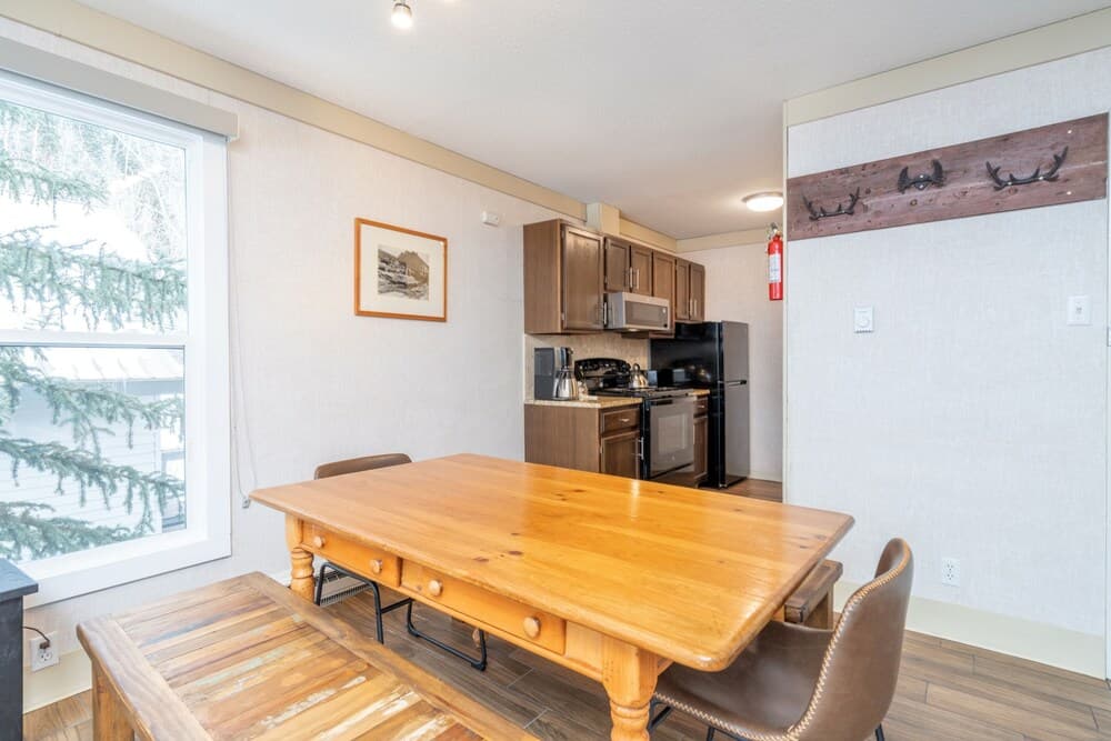 Mountainside Inn 122 1 Bedroom Condo by Alpine Lodging Telluride