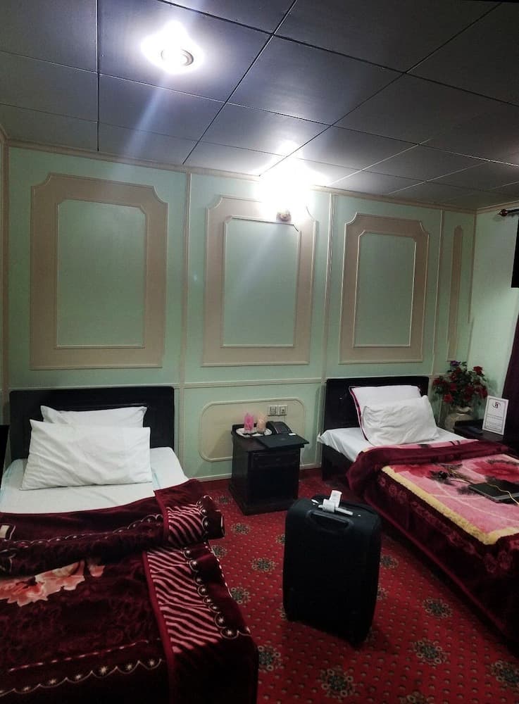 Dewanekhas Hotel & Restaurant skardu