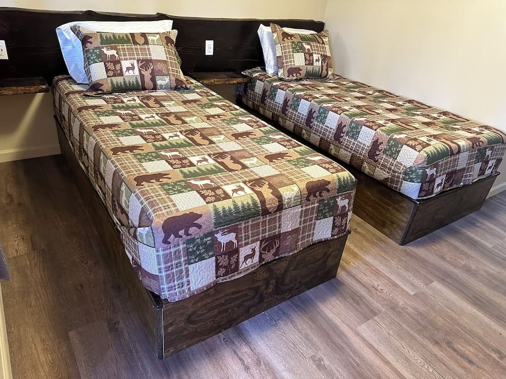 Crater Lake Gateway - Highway 140