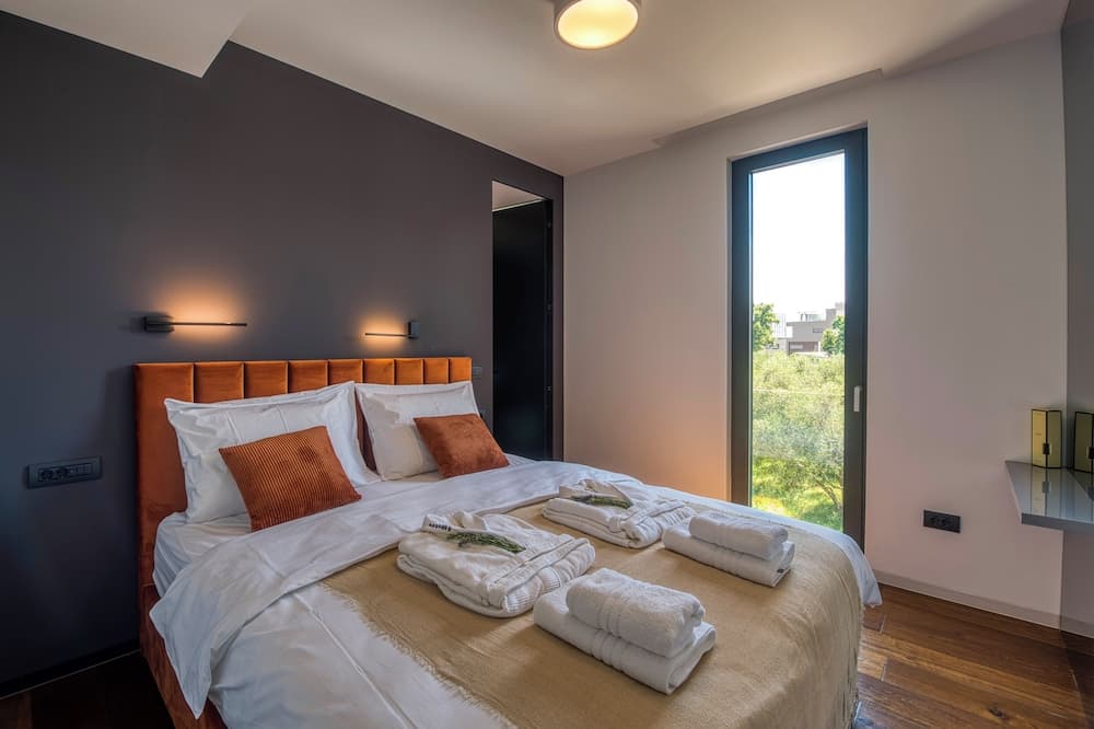 Crystal Holiday Residence II