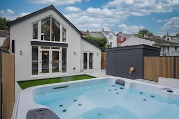 The Hideaway - 2 Bed Holiday Home - Little Haven