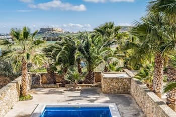 Karmnu - Ghasri Holiday Home