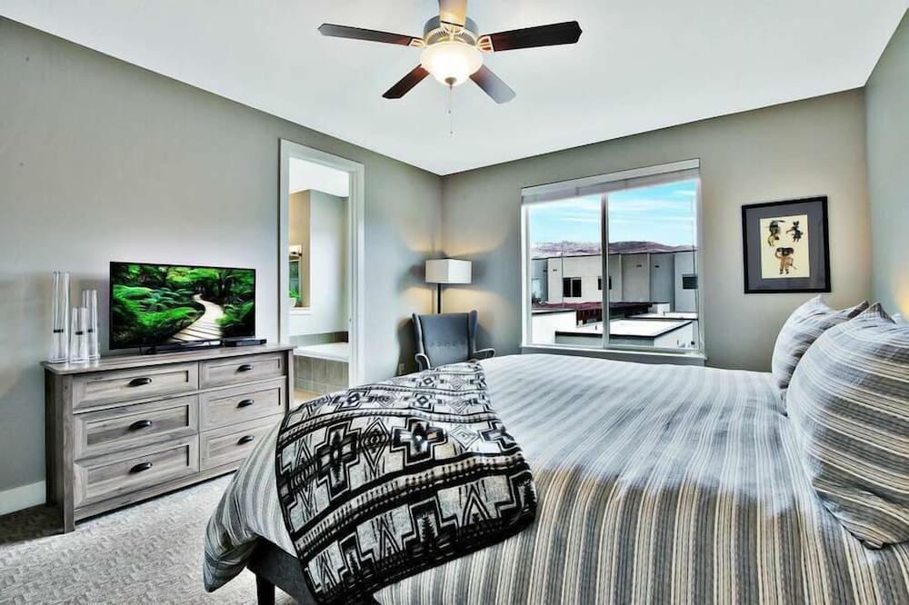 Entrada at Moab 420 and 424 and 428