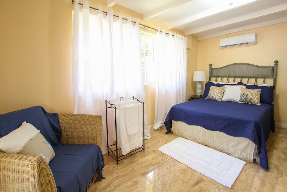 Aqua Bliss 3 Bedroom Home by Bluescape