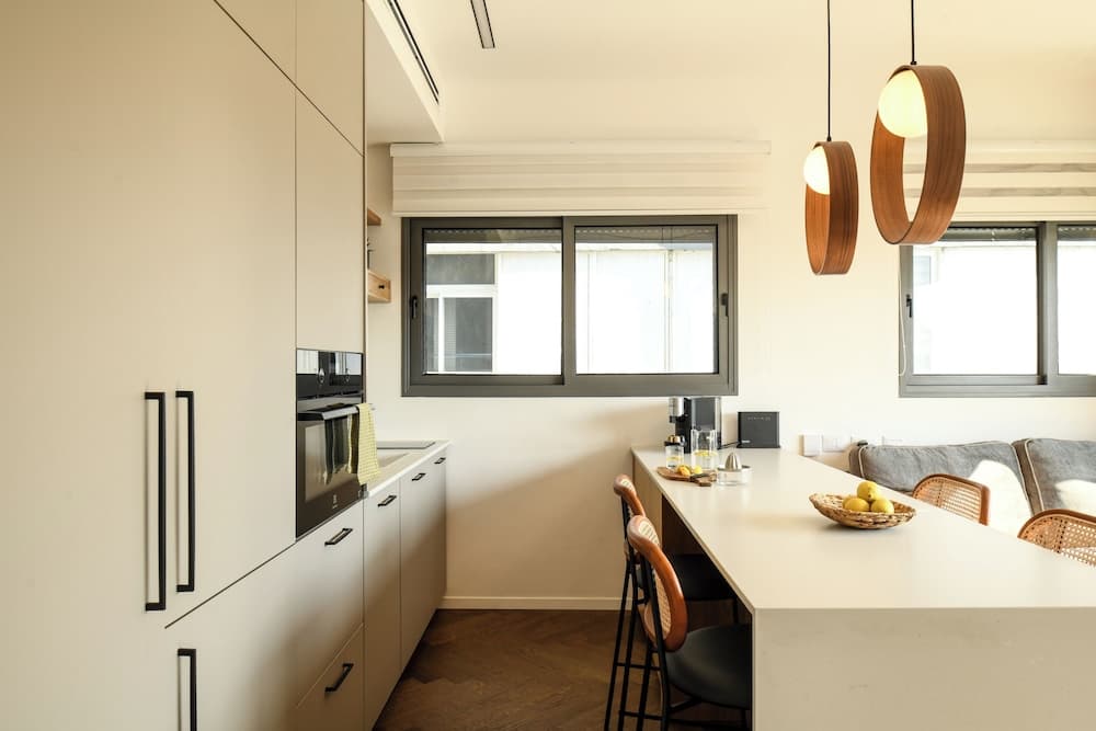 Balcony Bar Skyline View by Sea N' Rent