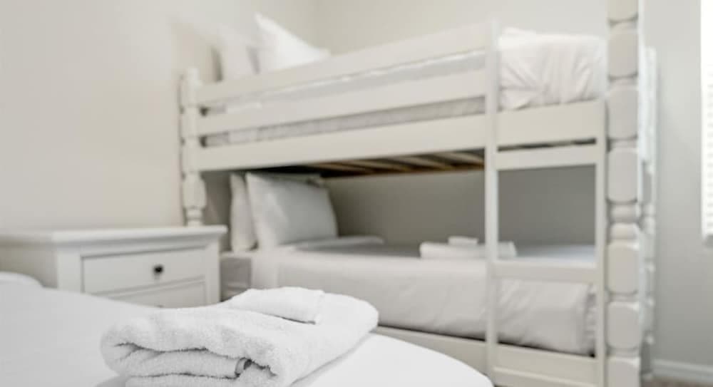 Lake View Solara Resort 6 Bed-private Pool 6 Bedroom Home