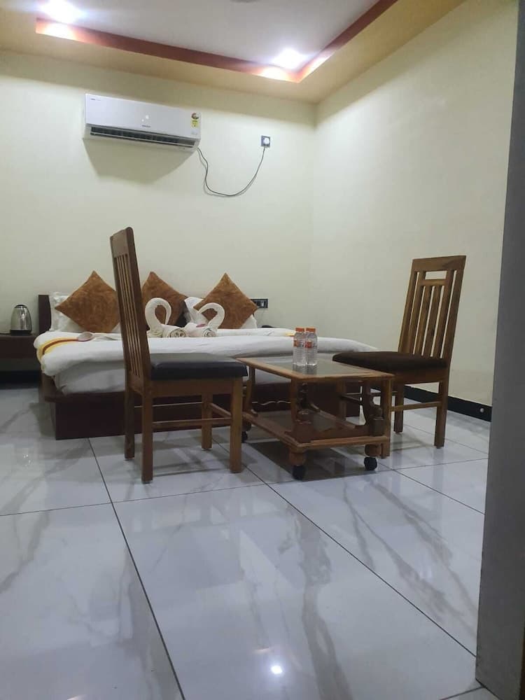 Hotel Zam Zam And Restaurant