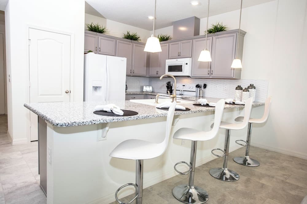 Cozy Family Friendly 4Bd Close to Disney 5149