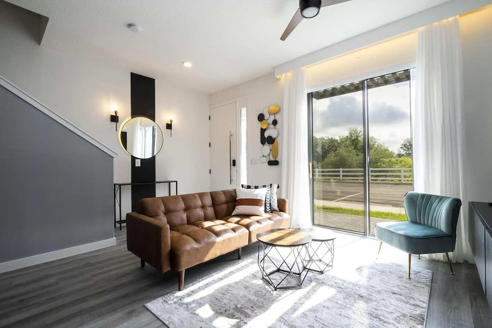 Marvelous 3Bd Close to Disney w Gameroom at The Hub 3409