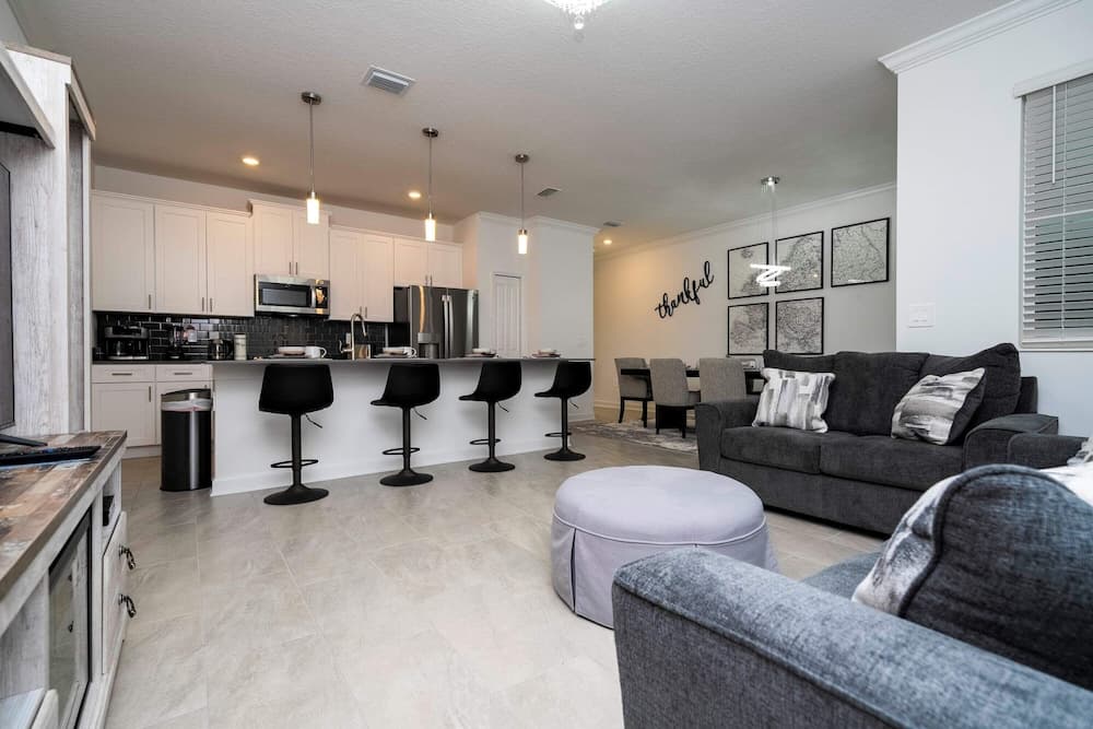 Gorgeous 4Bd With Pool at Storey Lake Resort 4475