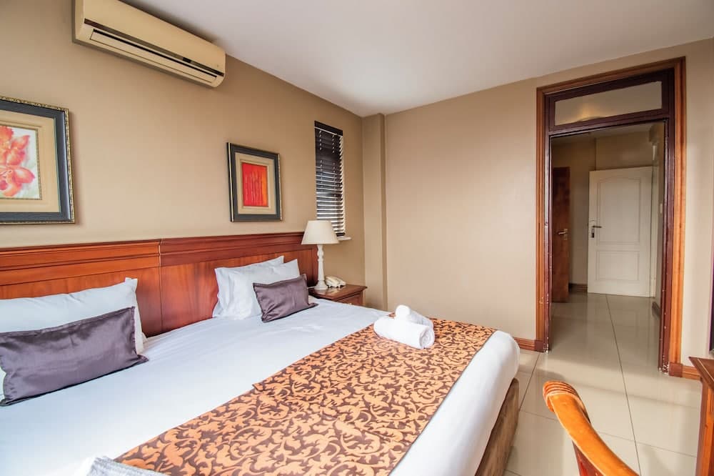 Emakhosini Hotel on East