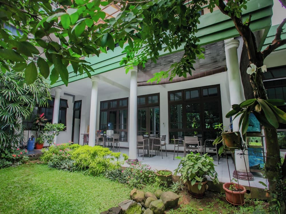 OYO Life 90091 Wisma Pakuan Syariah