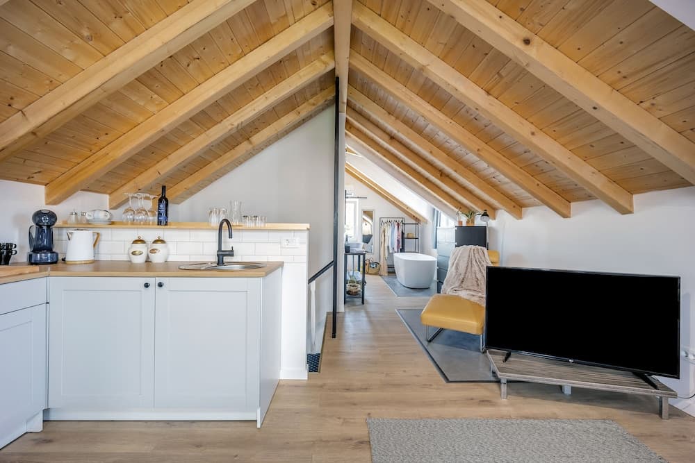 Studio apartments Yucca 2min to the sea