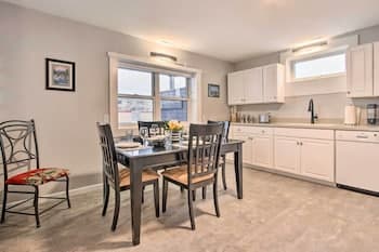 Updated Helena Condo - Walk to Downtown Spots