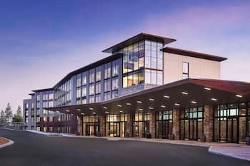 Red Hawk Resort & Casino