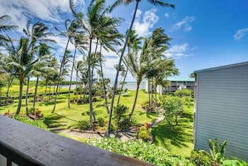 Molokai Island Retreat w/ Ocean View & Pool!
