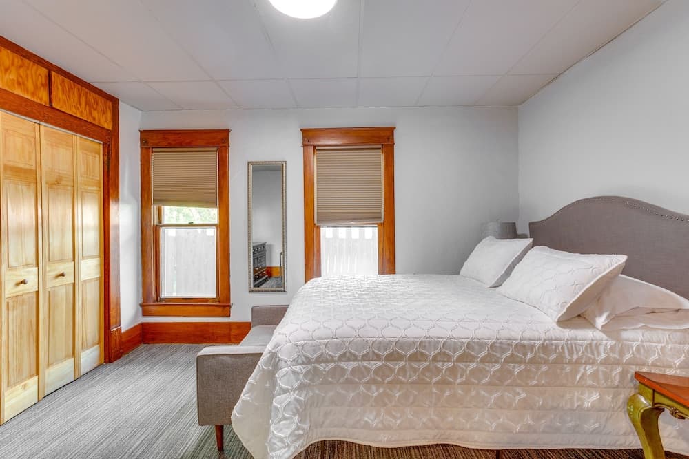 Stillwater Home - Walk to Boone Pickens Stadium!