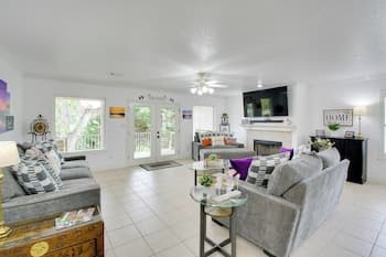 Lakefront Hot Springs Condo w/ Private Boat Slip!