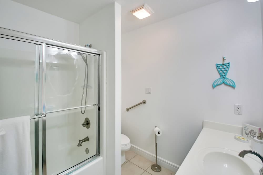 Lake Access: Pet-friendly Duplex in Hot Springs!