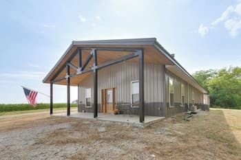 Tranquil La Prairie Retreat w/ Patio & Fireplace!