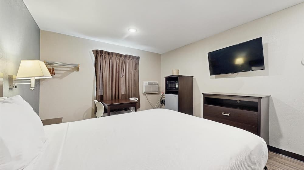 Red Lion Inn & Suites Olathe Kansas City