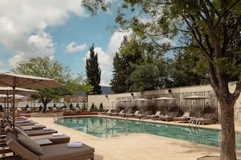 Sheraton Grand Tbilisi Metechi Palace