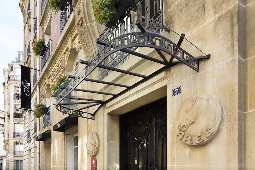 hotel image