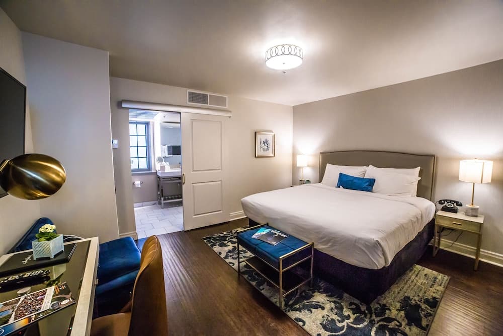 Seven Gables, St. Louis West, a Tribute Portfolio Hotel