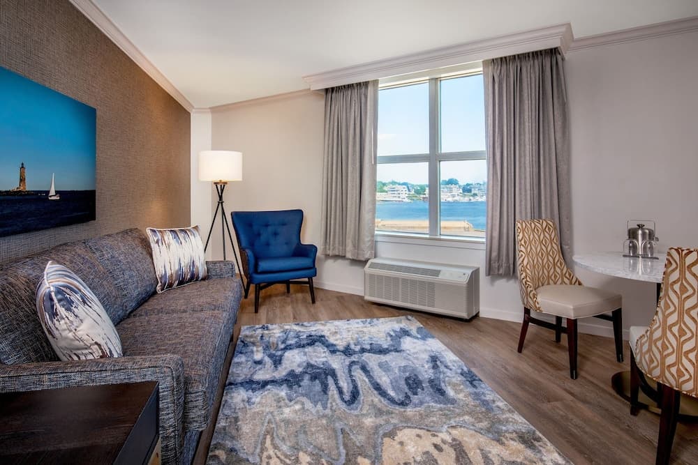 Sheraton Portsmouth Harborside Hotel