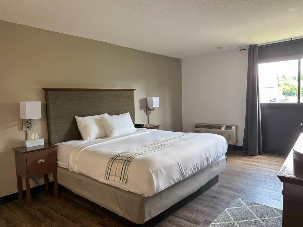 Motel 6 Rochester, NY - Airport