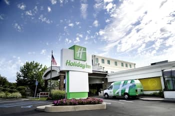 Holiday Inn Plainview-Long Island, an IHG Hotel