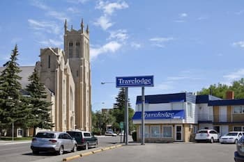 Travelodge by Wyndham Moose Jaw