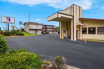 Knights Inn Fayetteville