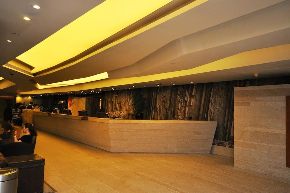 The Salisbury - YMCA of Hong Kong