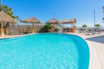 Clarion Pointe Galveston Seawall