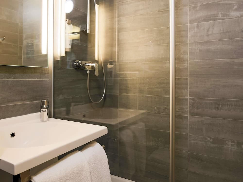 ibis Carcassonne Est La Cité