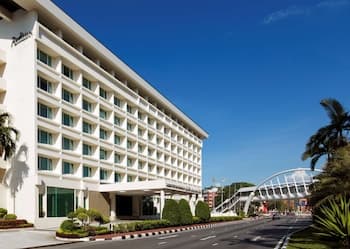 Radisson Hotel Brunei Darussalam