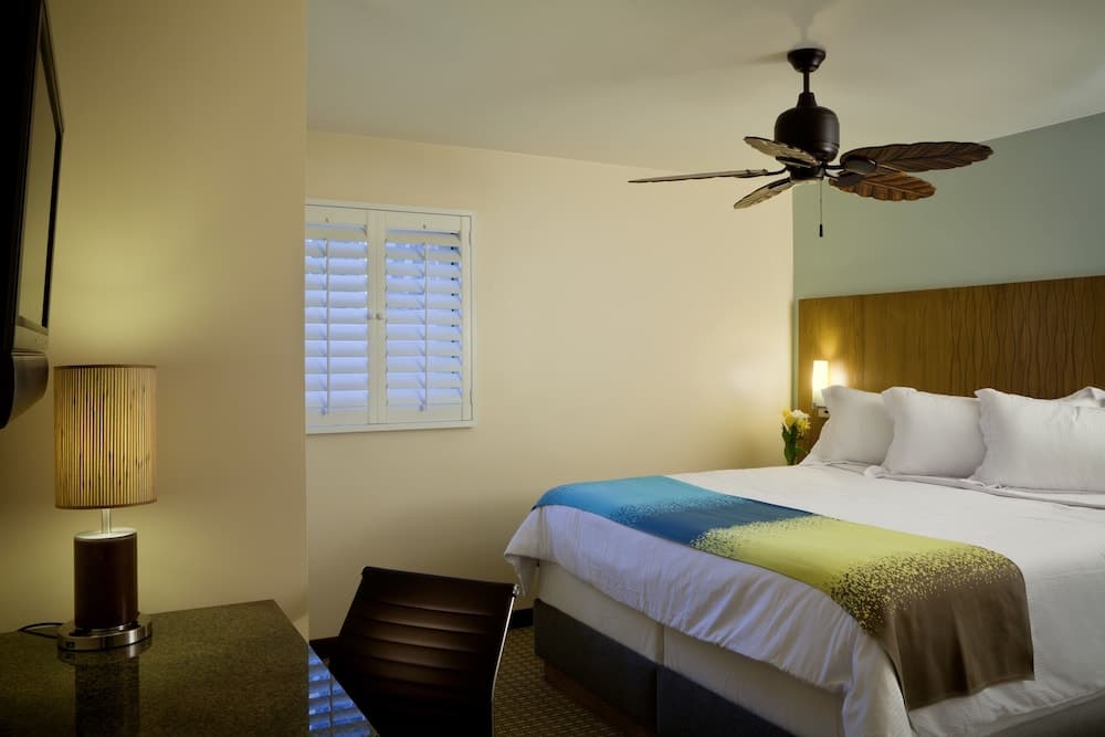 PB Surf Beachside Inn