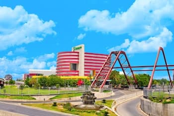 Holiday Inn Monterrey - Parque Fundidora, an IHG Hotel