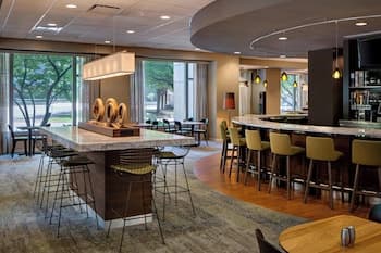 Courtyard by Marriott Downtown Grand Rapids