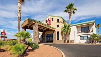 Best Western Plus King's Inn & Suites